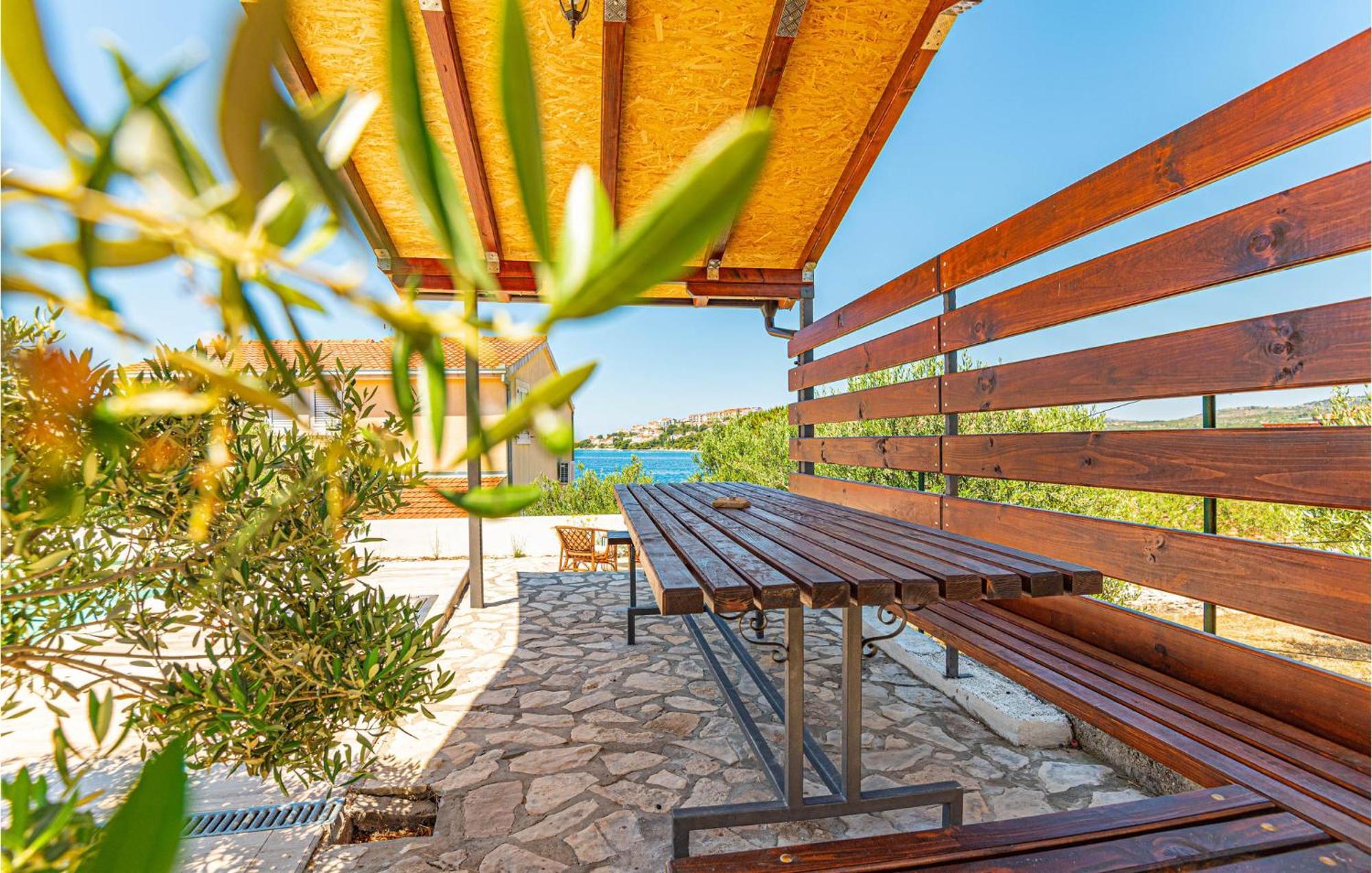 Nice Home In Zatoglav With House Sea View Podglavica Exteriér fotografie